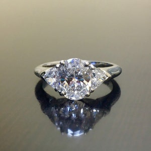 Platinum Art Deco Oval Diamond Engagement Ring - Art Deco Platinum Oval Diamond Wedding Ring - Oval Diamond Ring - Three Stone Platinum Ring