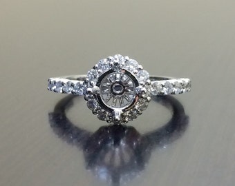 18K White Gold Halo Diamond Engagement Ring - 18K Gold Pave Diamond Wedding Ring - 18K Diamond Ring - Halo Diamond Ring - 18K Gold Setting