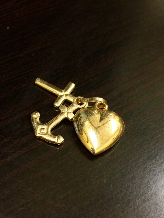 14k Yellow Gold Cross Anchor Heart Pendant Image 0