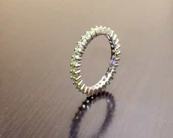 14K White Gold Peridot Band - 14K Gold Eternity Peridot Engagement Band - 14K Gold Peridot Wedding Band - Gold 14K Peridot Eternity Band