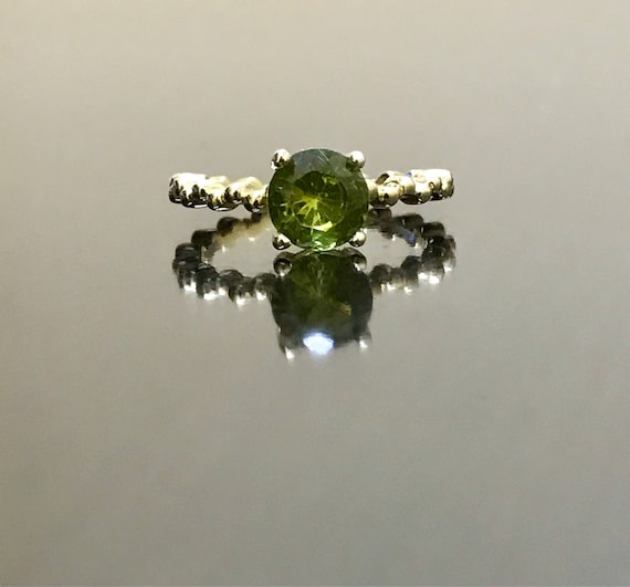 14K Yellow Gold Peridot Engagement Ring - 14K Gold Peridot Wedding Ring - 14K Gold Solitaire Peridot Ring - 14K Peridot Modern Gold Ring