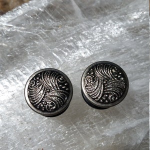 OOAK Metal Swirl Plugs 9/16"