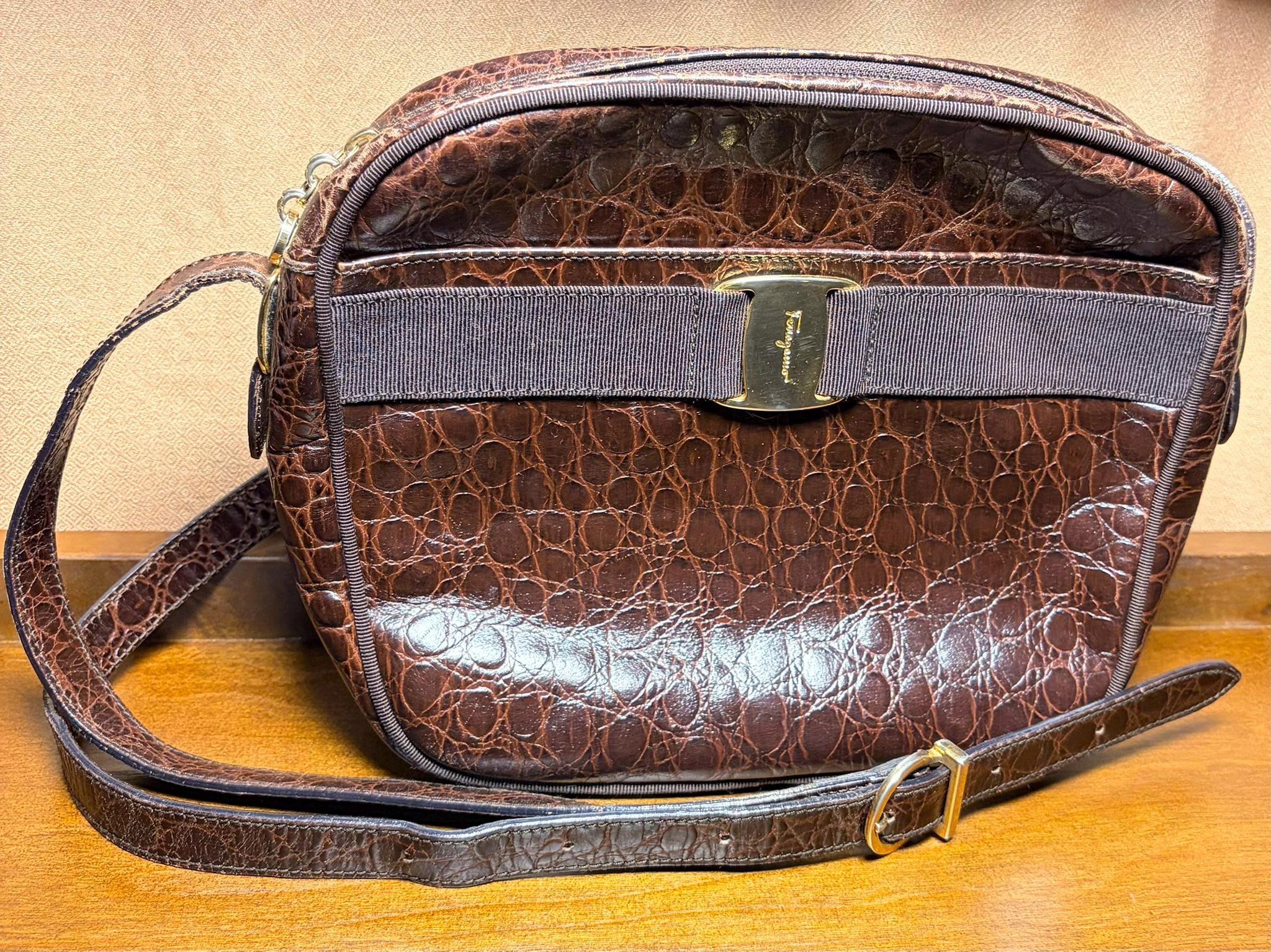 【超美品】フィラガモ　バックストラップ　23.5〜24 Ferragamo Purse Straps - Etsy