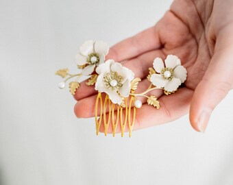 Wild Rose Mini Comb, Ivory Flower Comb, Small Flower Comb, Floral Comb, Bridal Flower Comb #131