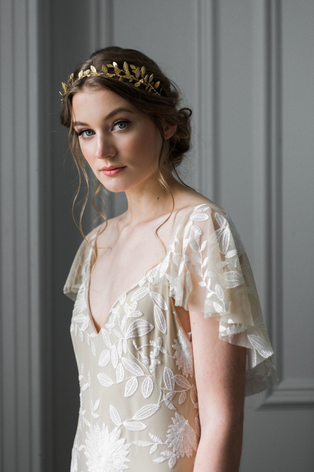 Delicate Leaf Tiara, Gold Tiara, Leaf Headpiece, Gold Bridal Headband