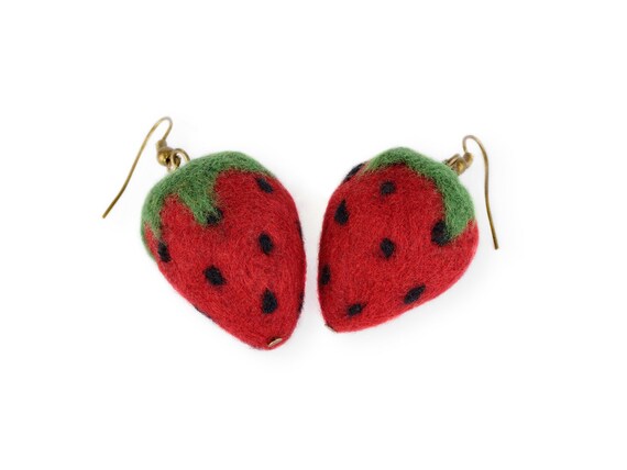 Verano Dulce Y Lindo Pendientes De Fresa Orejas De Mujer De Verano Dulce Y Lindo Pendientes De Fresa Orejas De Mujer De