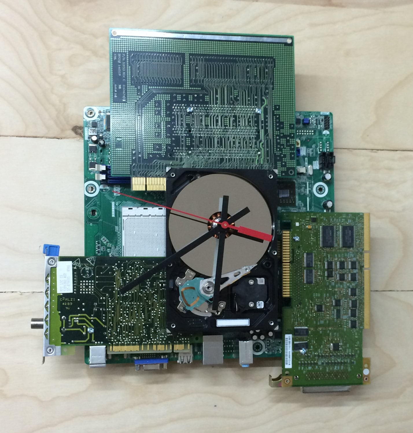 Buy Hard Drive & Motherboard Clock Online in India - Etsy