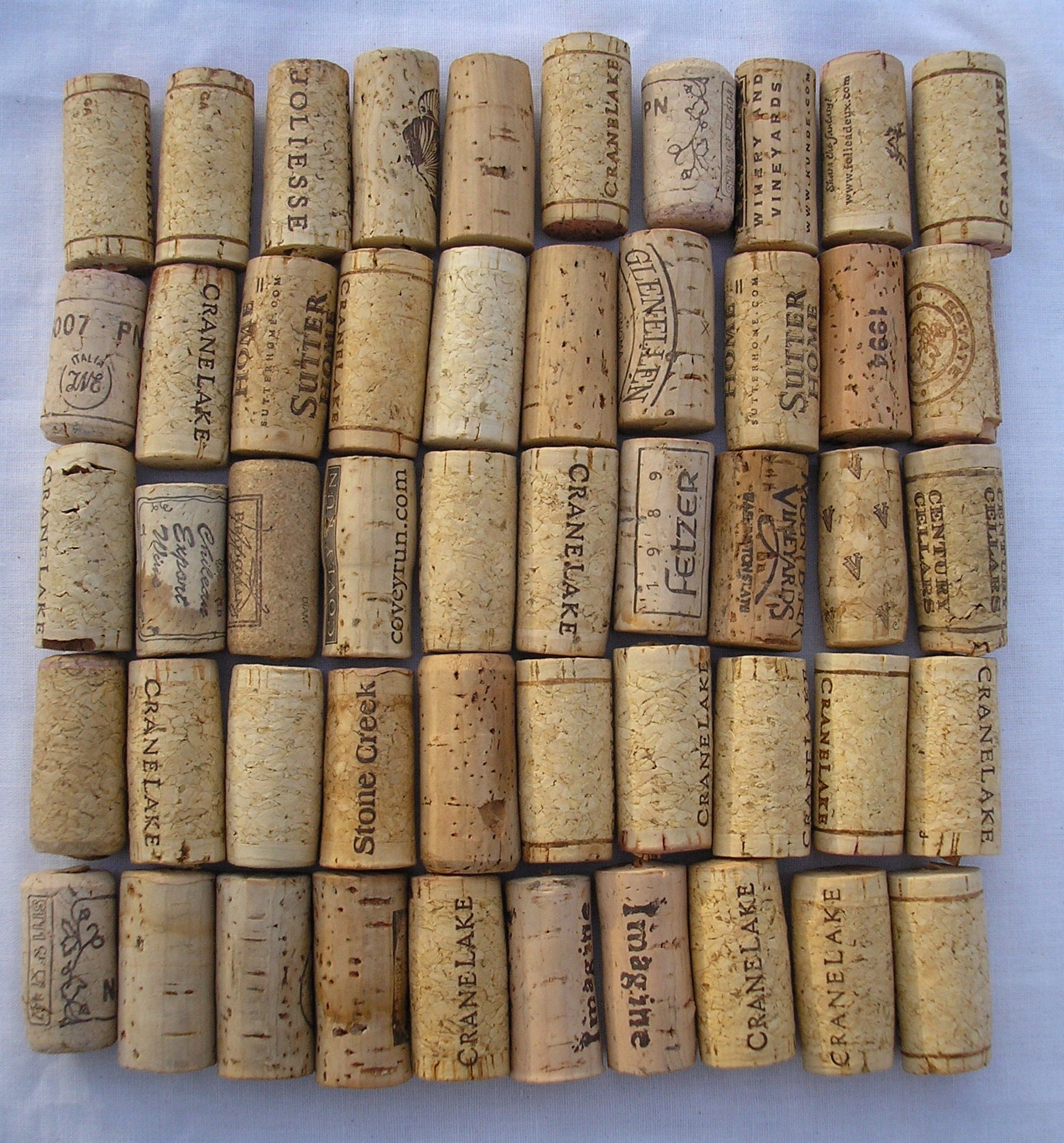 Free Ship 1000 Natural Used WINE Corks for Crafts, Red & White, No