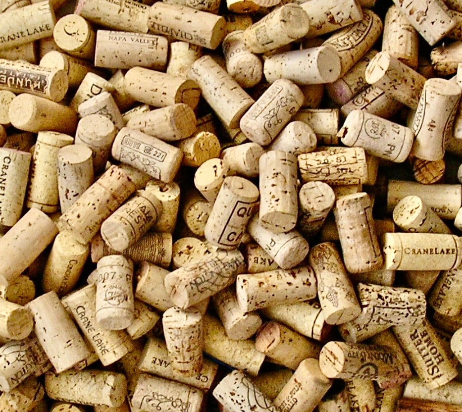 84 Pieces NATURAL Red/White Used Wine Corks for Crafts Art Material