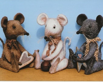 Primitve PATTERN Attic Mice