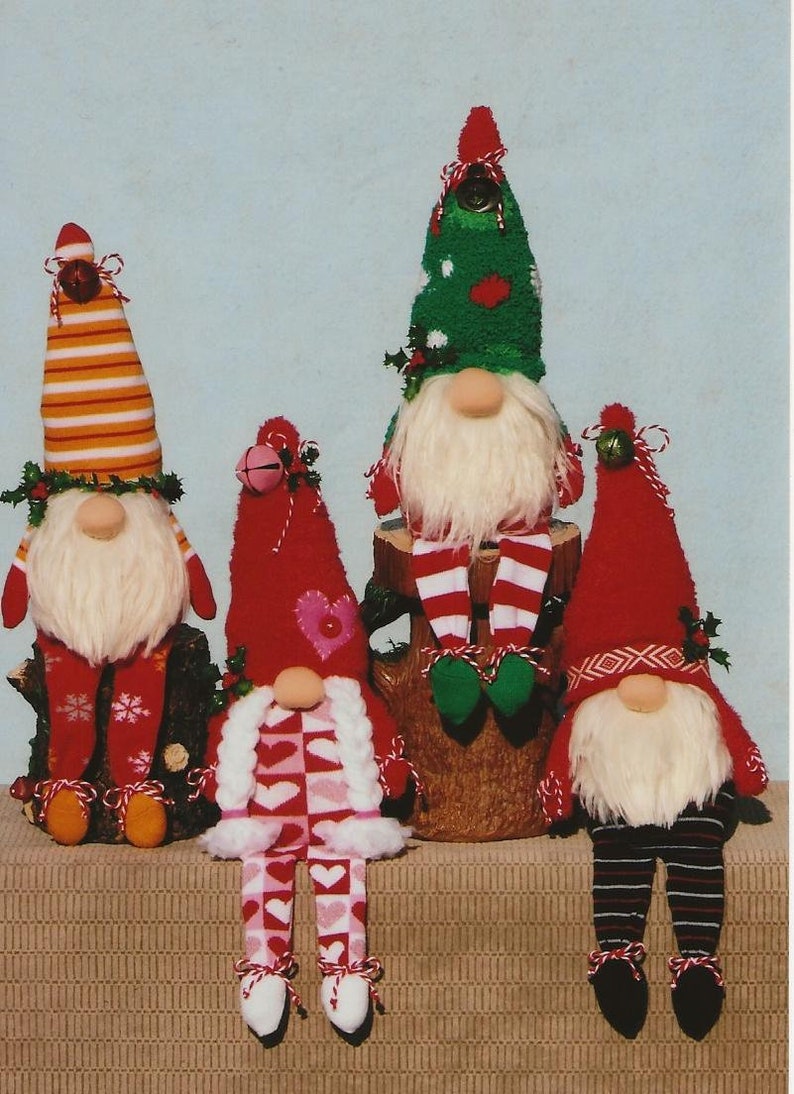 Primitive EPattern Quick Nick Sock Gnomes
