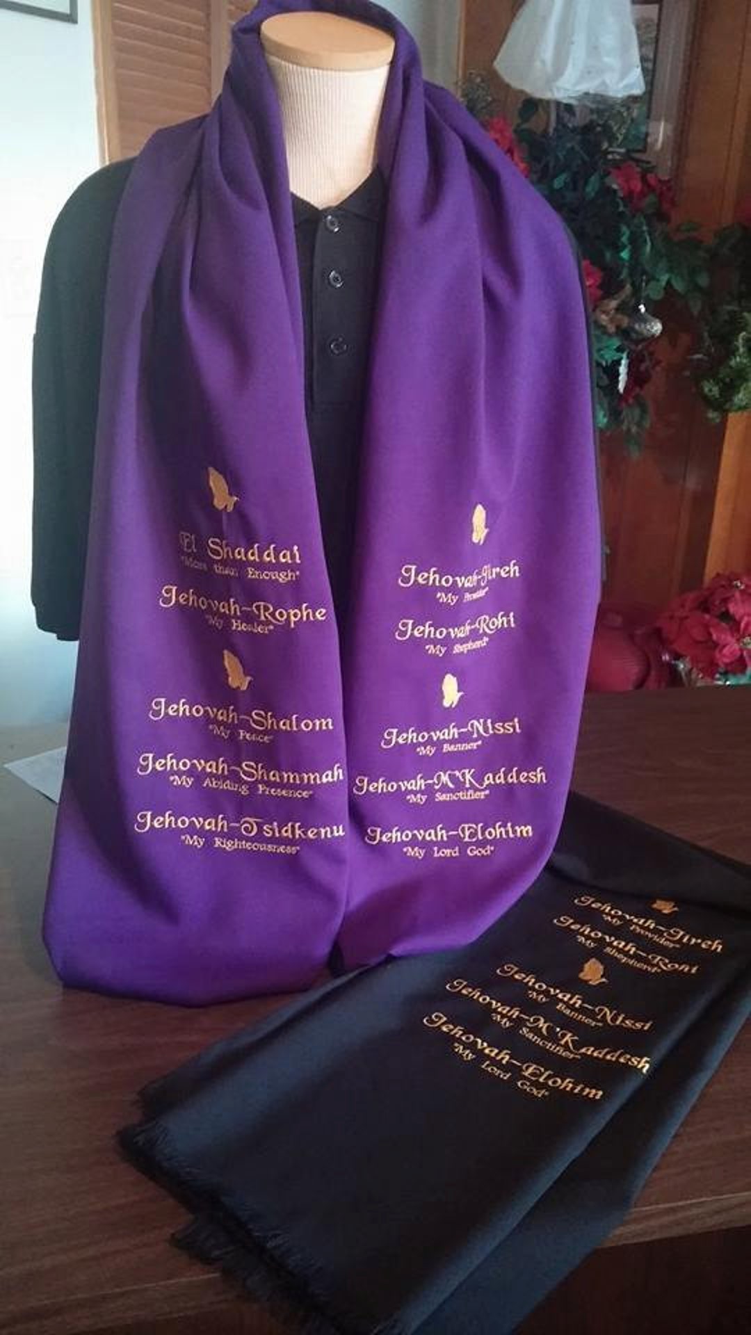 Names of God Prayer Shawl, Machine Embroidered Prayer Shawl, Tallit
