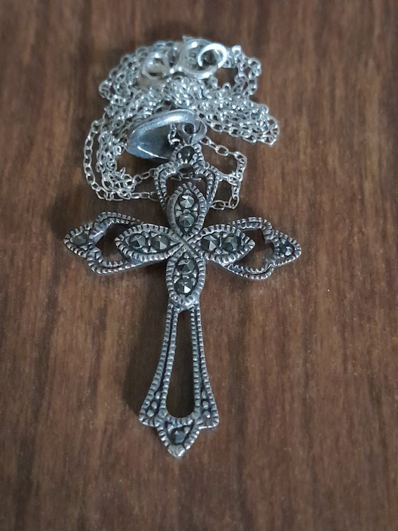 VINTAGE Sterling Silver and Marcasite Cross Neckla