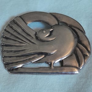 HANDPICKED Sterling Silver Pigeon Pin/Brooch