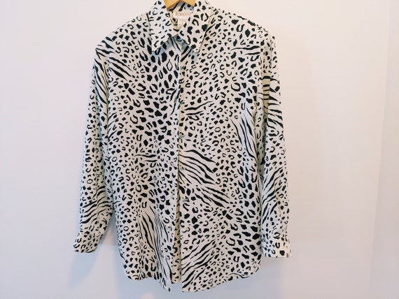 Vintage Black and White Animal Print Blouse - image 3