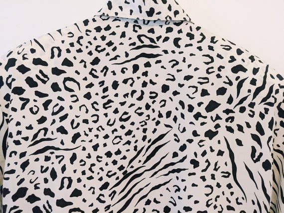 Vintage Black and White Animal Print Blouse - image 7