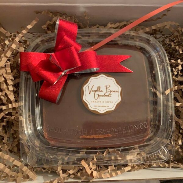 Homemade Old Fashioned Chocolate Fudge Family Recipe since 1986  FREE shipping on party pans of fudge!