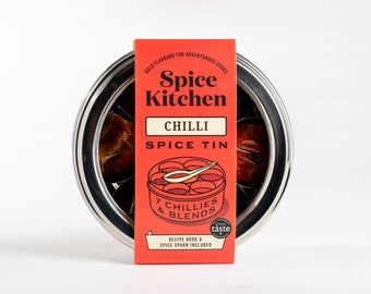 Spice Kitchen International Chilli Collection with 7 Chillies & Storage Tin | Chilli Lover
