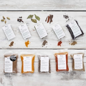 Indian Spices - 9 keynote spices perfect for making curries. Award winning Garam Masala. Made fresh to order. Free postage.
