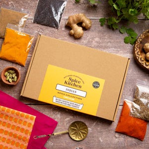 Indian Spice Kit – 9 Curry Spices, Garam Masala, Recipe Guide image 1