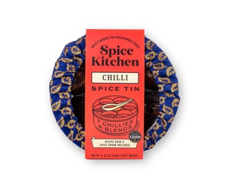 Spice Kitchen International Chilli Collection with 7 Chillies, Storage Tin & Handmade Silk Sari Wrap | Chilli Lover