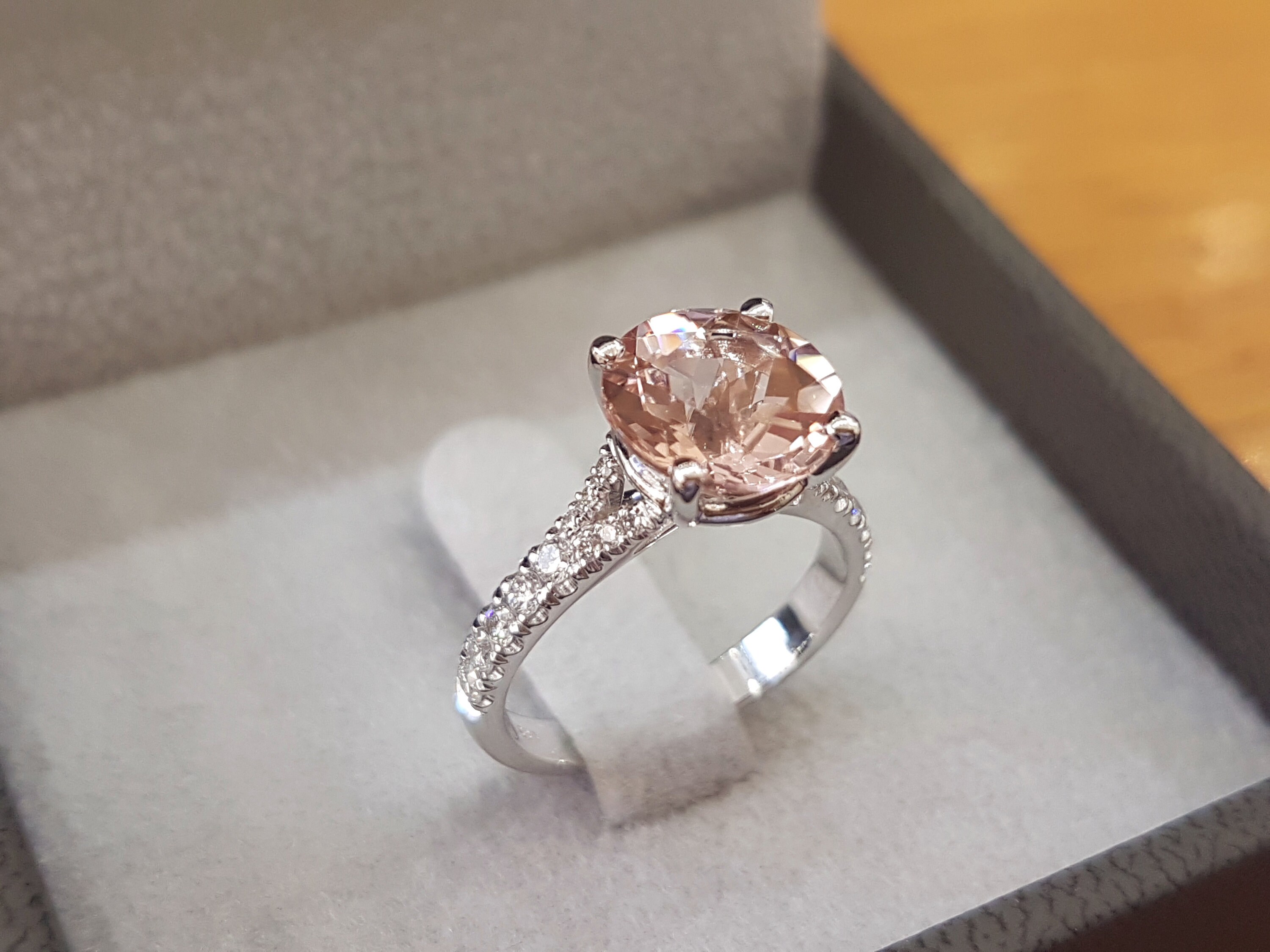 morganite ring white gold