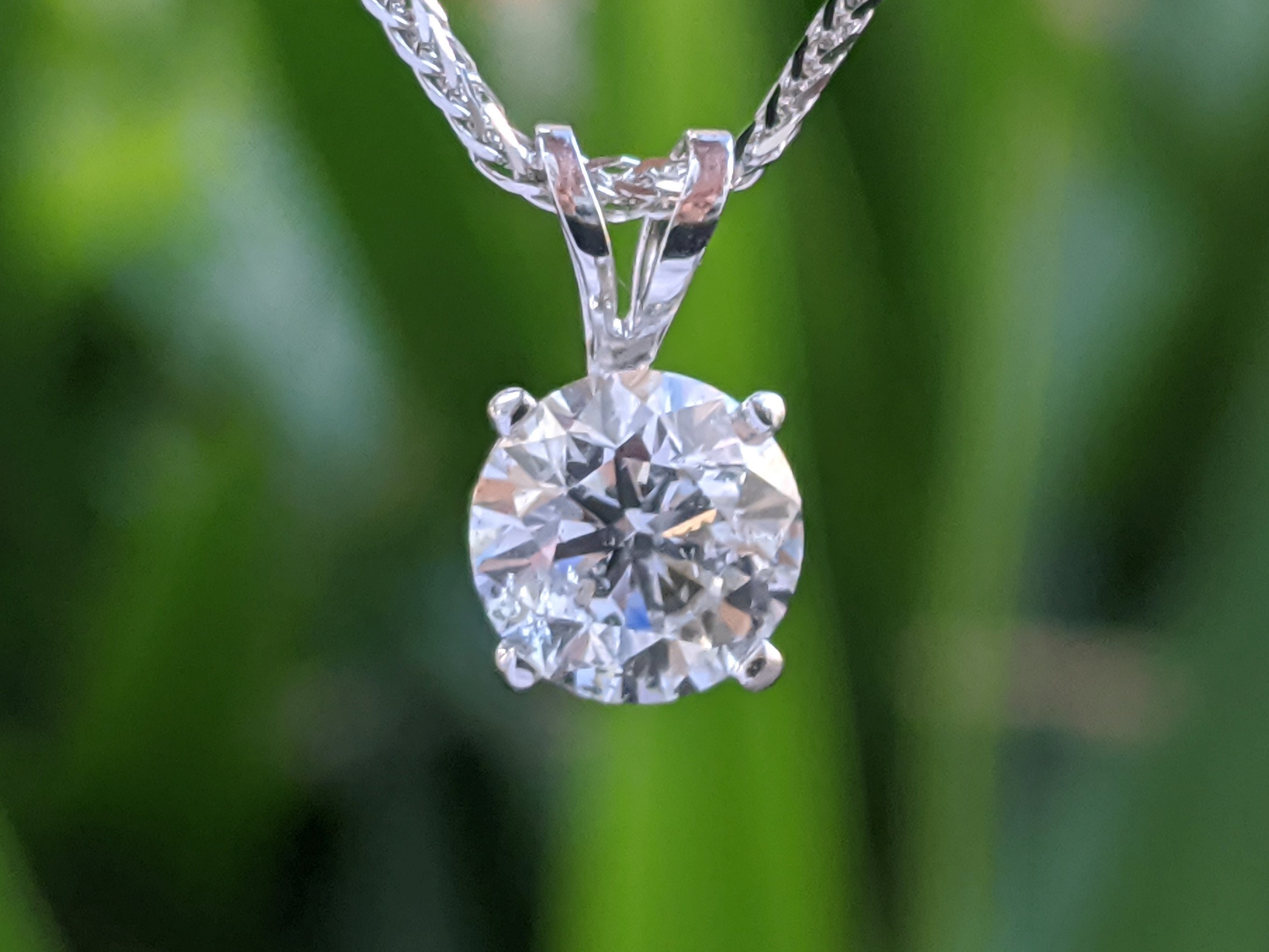 1 Carat Diamond Pendant Solitaire 