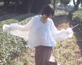26033---White 18th Century Linen Pirate Shirt, Linen Medieval Blouse, Mini Gipsy Blouse with Baloon Sleeves, Linen Baloon Sleeve Blouse,
