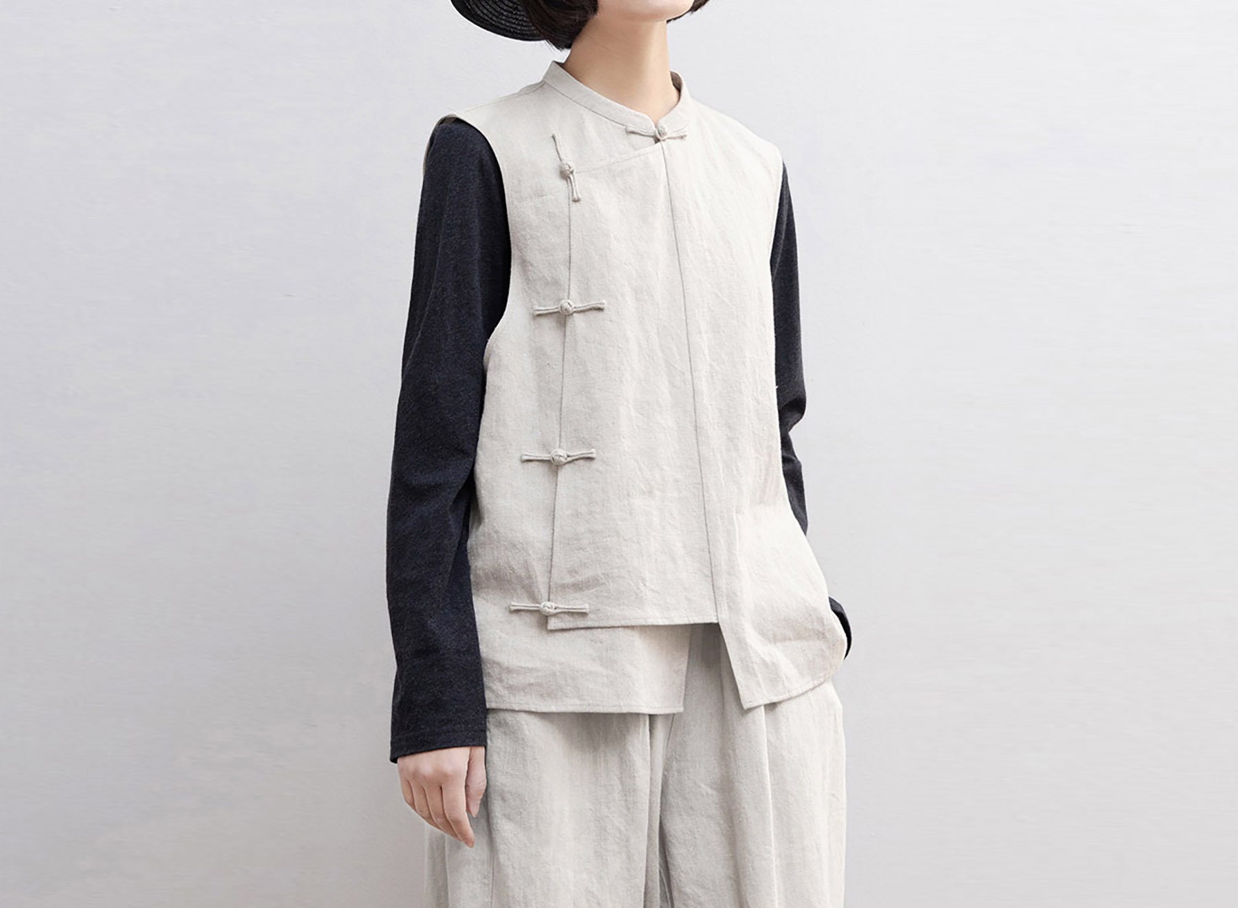 J059twill Flax Linen Chinese Vest, Sleeveless Top, Cheongsam Top, Traditional Chinese Ma Gua, Manchu Sleeveless Shirt, Made to Order. - Etsy J059twill Flax Linen Chinese Vest, Sleeveless Top, Cheongsam Top, Traditional Chinese Ma Gua, Manchu Sleeveless Shirt, Made to Order. - Etsy