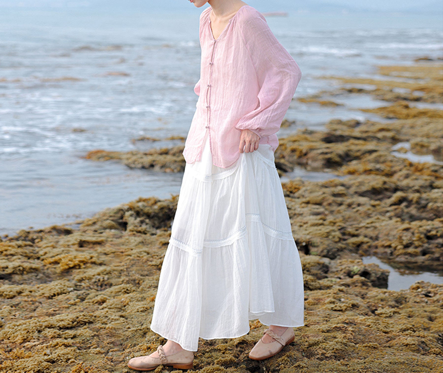 スカート RONRON LAYERED KNIT BEACH SKIRT WHITE VV25BSK1851WH V406---white Crinkled Ramie Rayon Blend Tiered Maxi Skirt