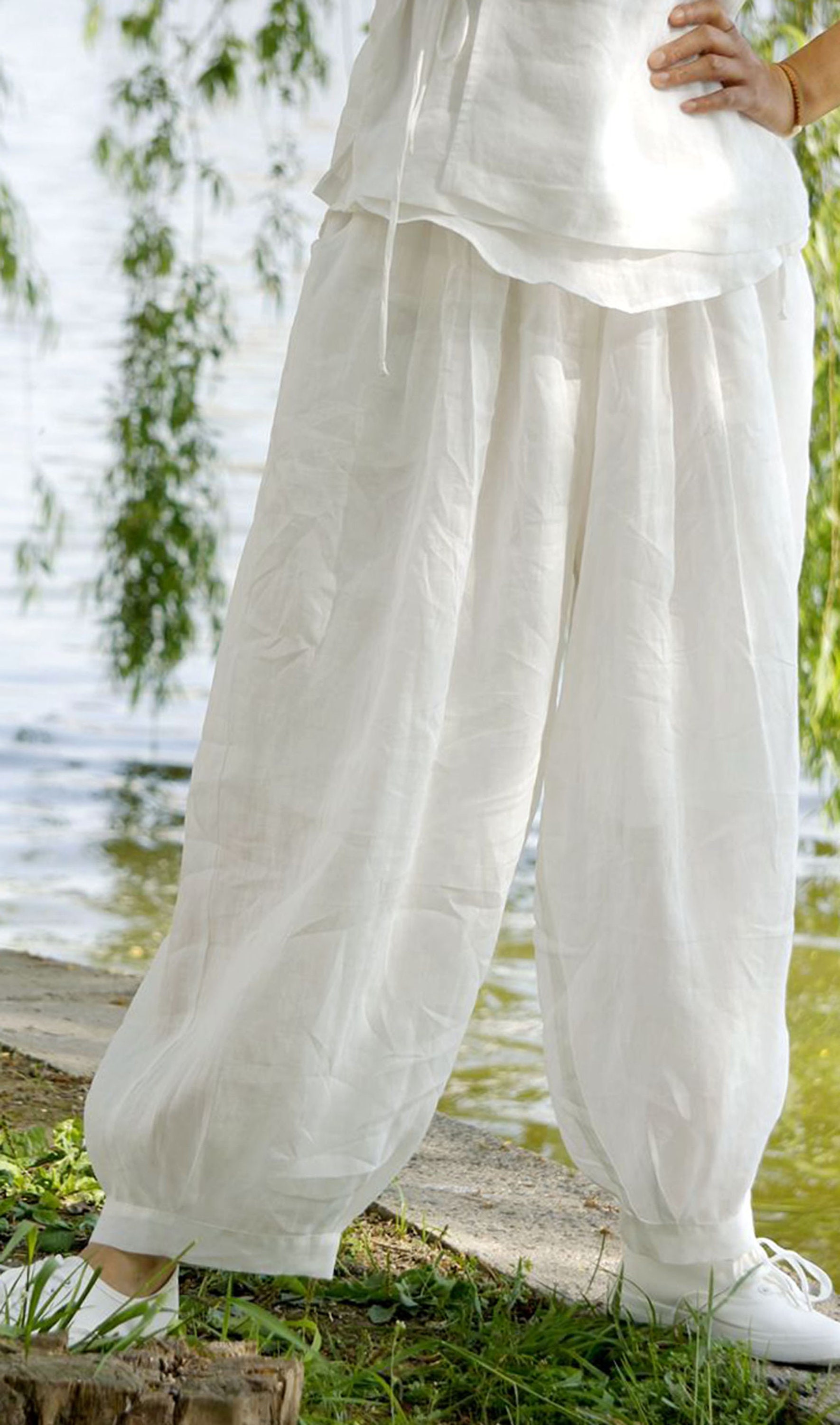 W042---high Count Ramie Lantern Pants in White Color