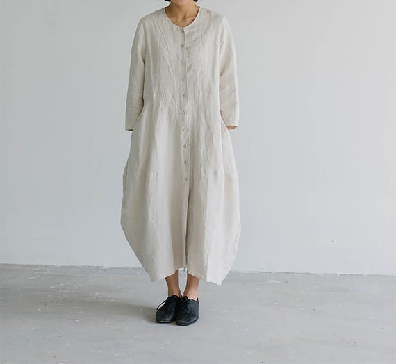 W152---Relaxed Fit White Linen Cocoon Dress with Pockets, Bracelet Sleeve Button Down Linen Robe / Gown, Made to Order.