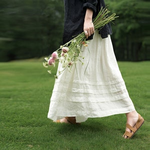 D231---White Thin Linen Horizontal Pleated Skirt, Made to Order.