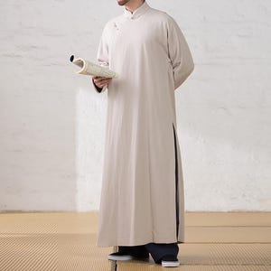 L031---Men&#39;s Ramie Cheongsam, Changshan in Beige, Traditional Chinese Costume, Kong Fu Suit, Kung Fu Uniform, Made to measure.