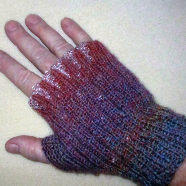 Tutorial: Wrist Warmers 2 with a Thumb Gusset