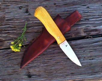 Hand forged belt knife