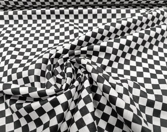 Woven cotton checkerboard pattern black/white 1 cm