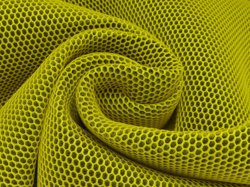 Zuschnitt 50cm Mesh 3D-Netz mit Geweberücken / Farbe Knallgelb Bild 1