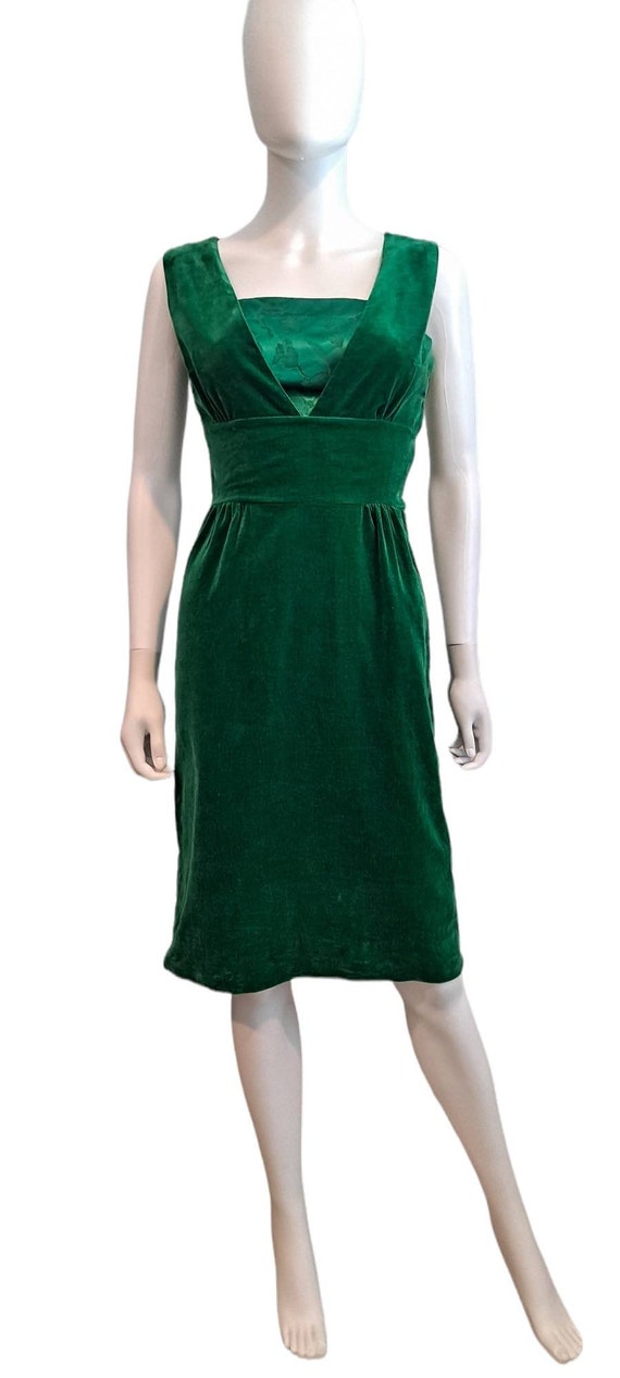 1960s Green Velvet Cocktail Dress - image 7