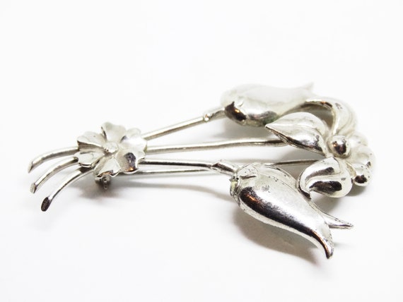 1940s Sterling Silver Flower Bouquet Brooch - image 4