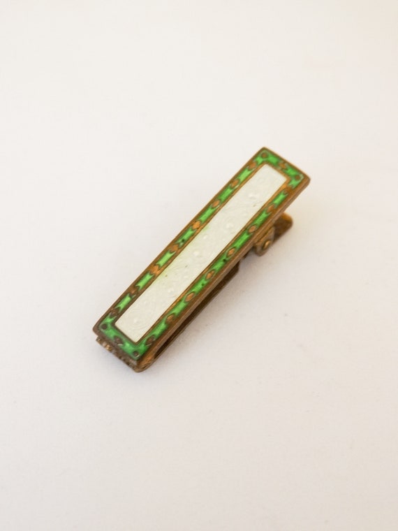 1920s Art Deco Guilloche Lingerie Clip Green Enam… - image 1