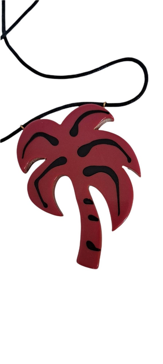 Red and Black Bakelite Palm Tree Pendant Necklace… - image 3