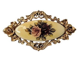 Broche floral esmaltado con guilloché de estilo victoriano