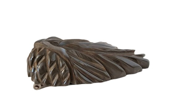 1930s Novelty Pinecone Carved Bakelite Dress Clip - image 6