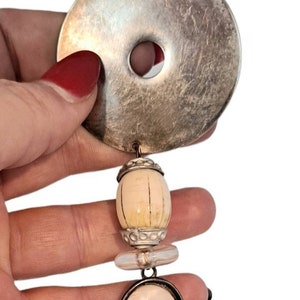 Spilla pendente in argento sterling modernista di Kate Hines
