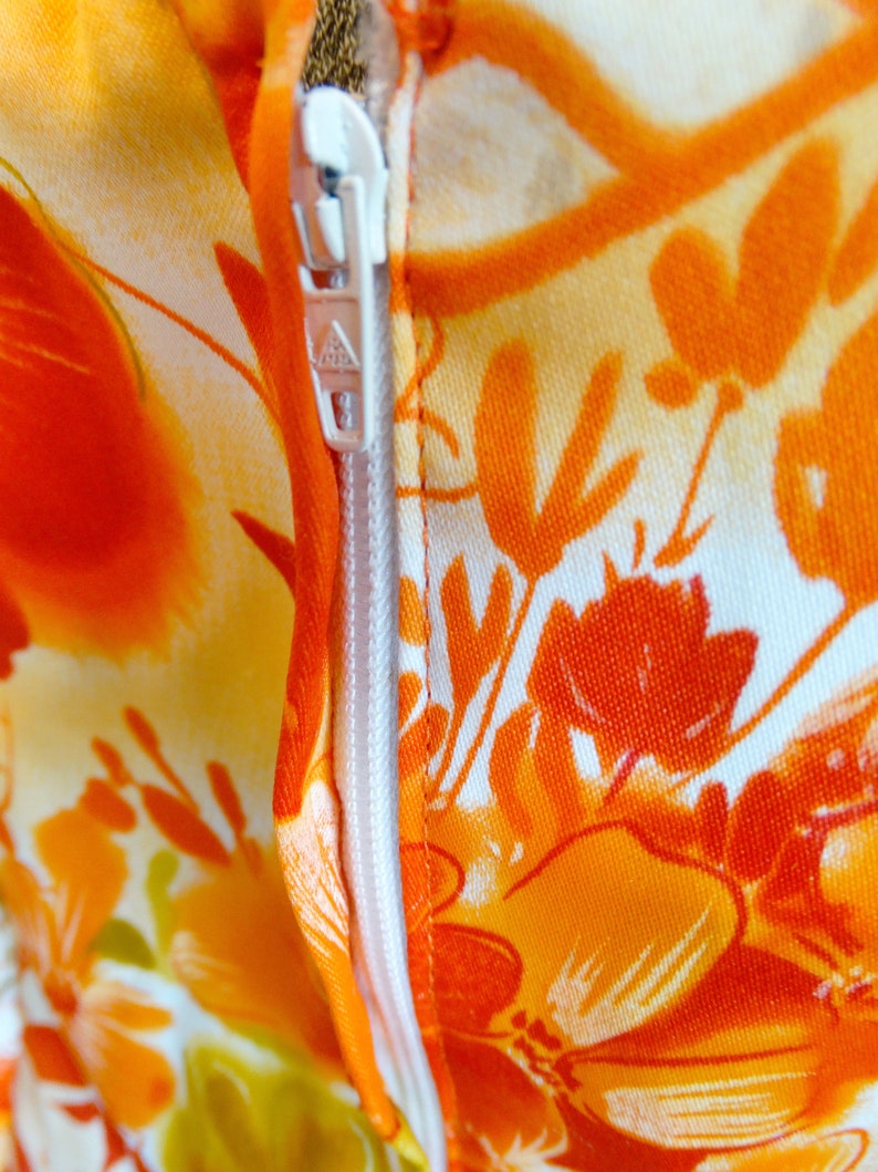 1960s Paradise Hawaii Hawaiian Print Swimsuit Top Orange Red Floral Hawaiian Print Beachwear