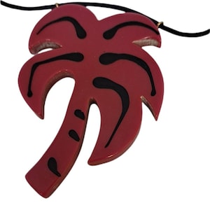 Red and Black Bakelite Palm Tree Pendant Necklace Painted Bakelite Novelty Necklace