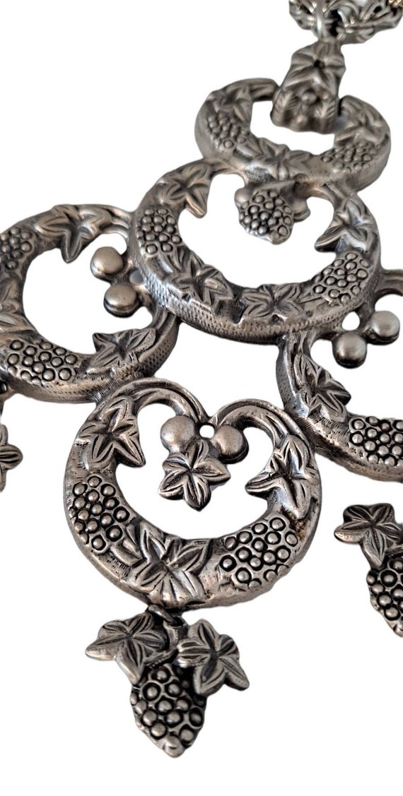 Vintage Grape Leaf Statement Pendant Necklace - image 2