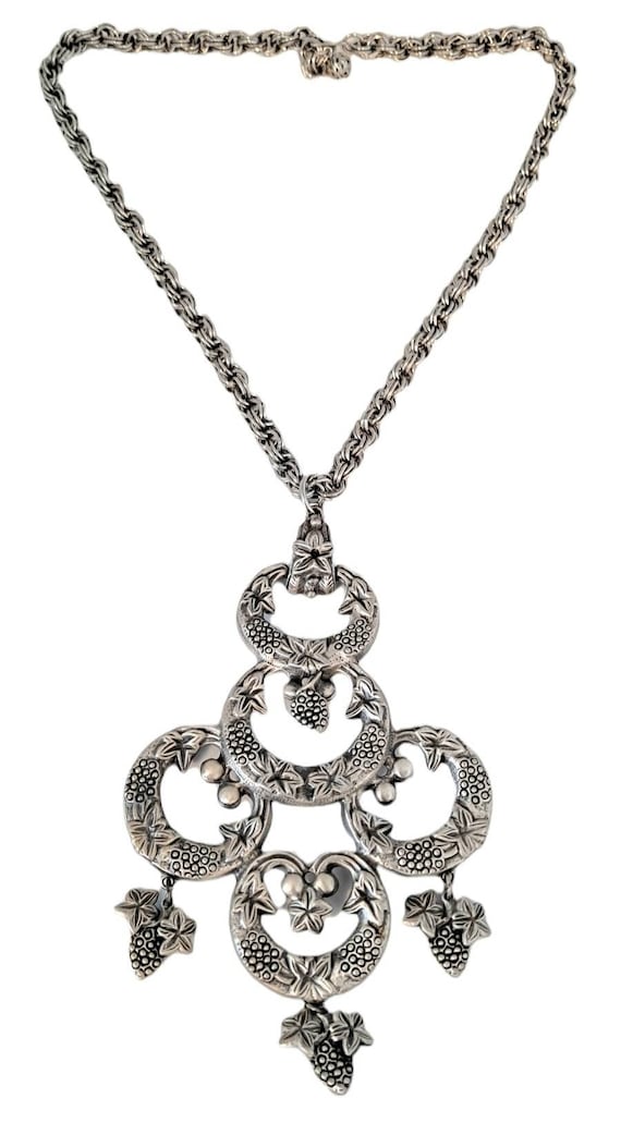 Vintage Grape Leaf Statement Pendant Necklace - image 1