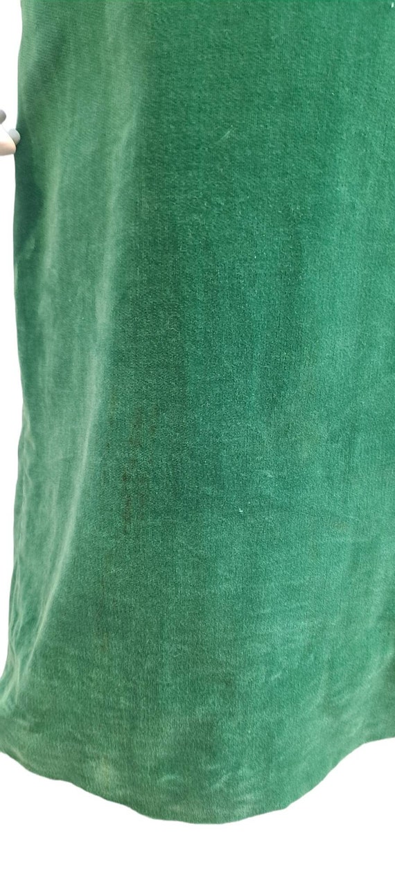 1960s Green Velvet Cocktail Dress - image 6